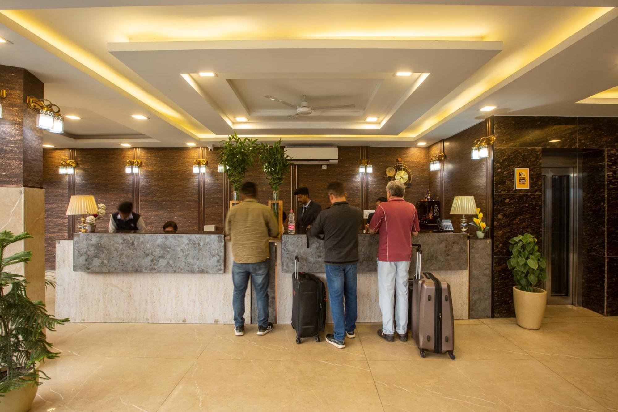Hotel Prithvi-Raj Near Delhi Airport New Delhi Eksteriør bilde