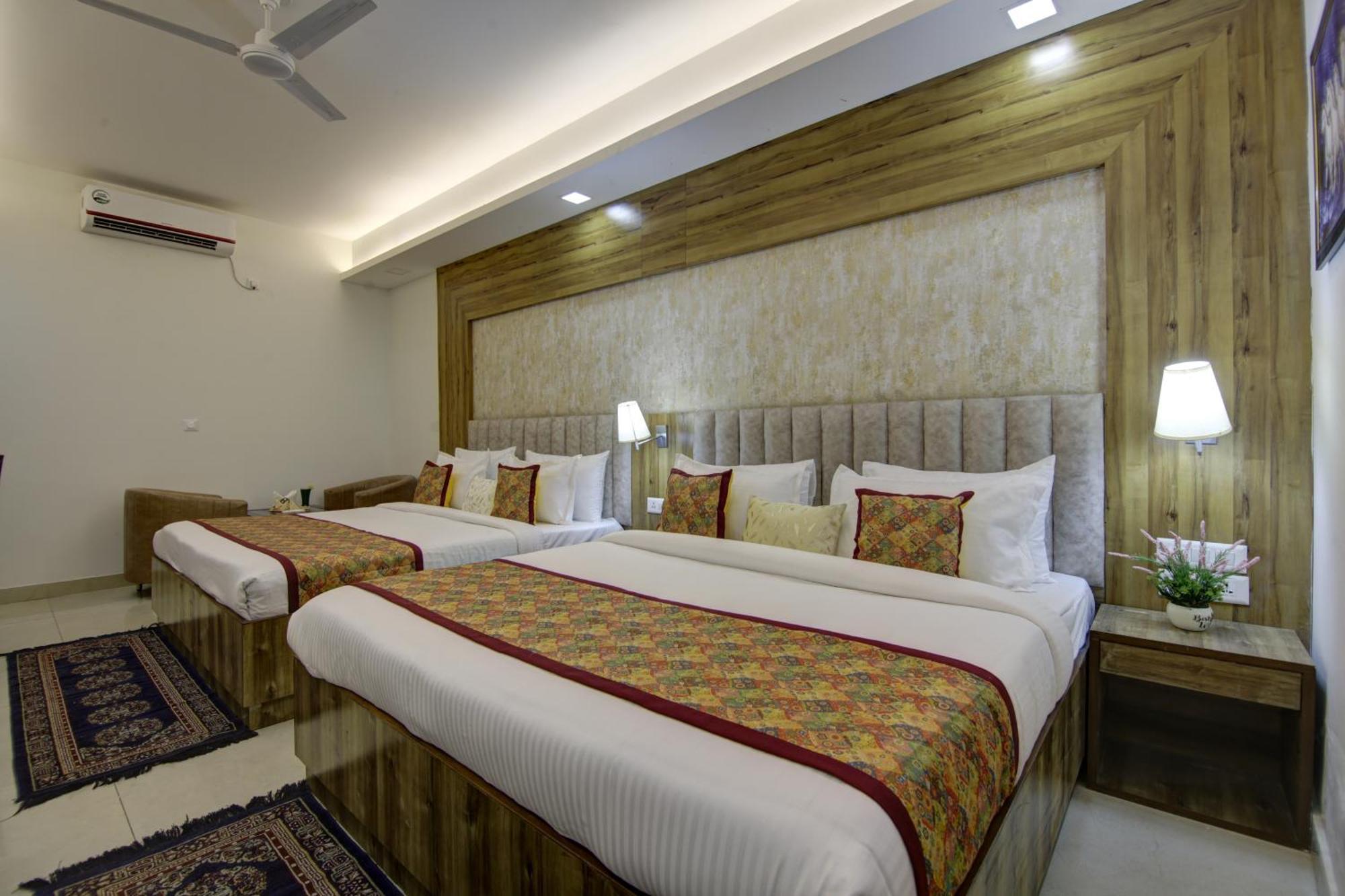 Hotel Prithvi-Raj Near Delhi Airport New Delhi Eksteriør bilde